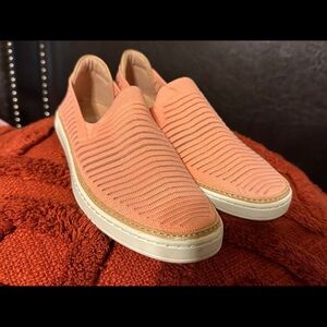 UGG Sneakers